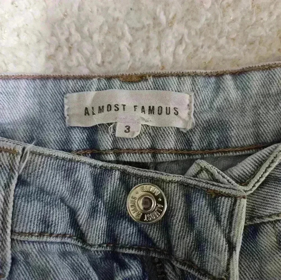 Almost famous distressed light wash jeans! - Picture 4 of 6